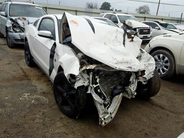 1ZVBP8CH0A5157887 - 2010 FORD MUSTANG GT WHITE photo 1