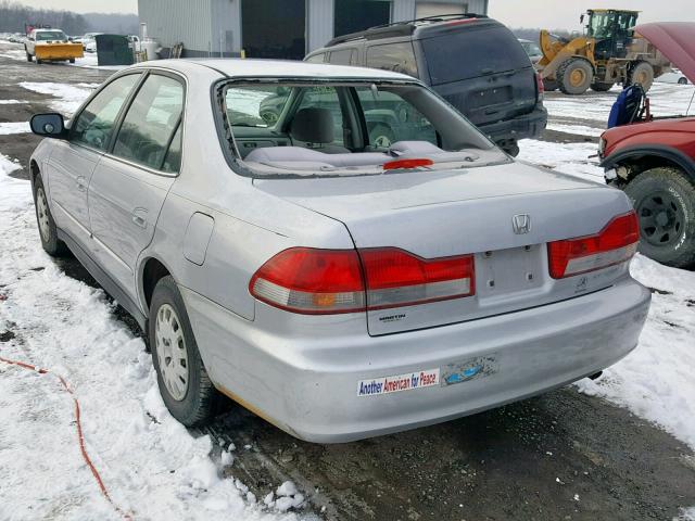 1HGCF86692A106483 - 2002 HONDA ACCORD VAL SILVER photo 3