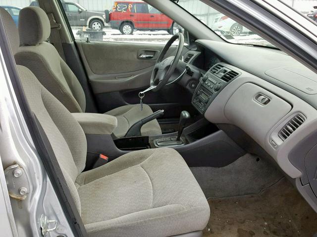 1HGCF86692A106483 - 2002 HONDA ACCORD VAL SILVER photo 5