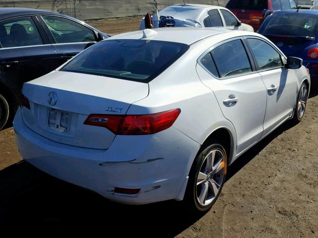 19VDE1F34FE006158 - 2015 ACURA ILX 20 WHITE photo 4