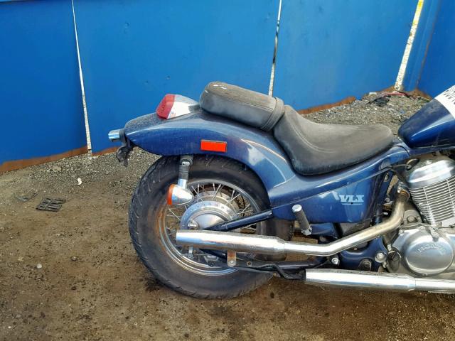 JH2PC2104JM000178 - 1988 HONDA VT600 C BLUE photo 6