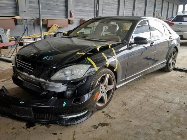 WDDNG7BB0AA314161 - 2010 MERCEDES-BENZ S 550 BLACK photo 2