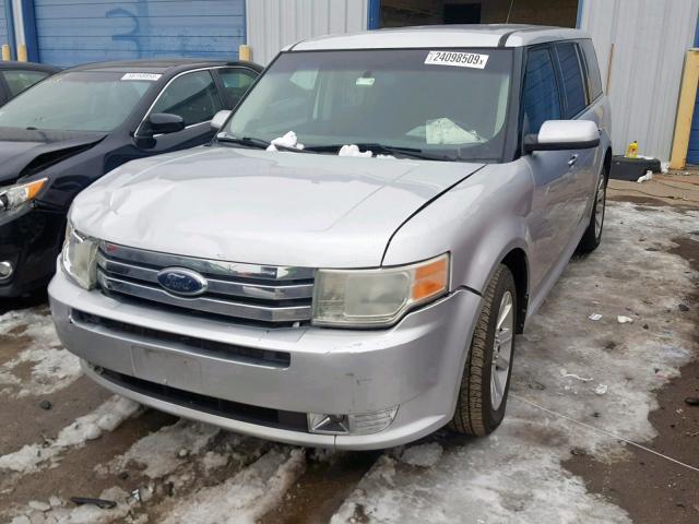 2FMGK5CC9ABA23459 - 2010 FORD FLEX SEL SILVER photo 2