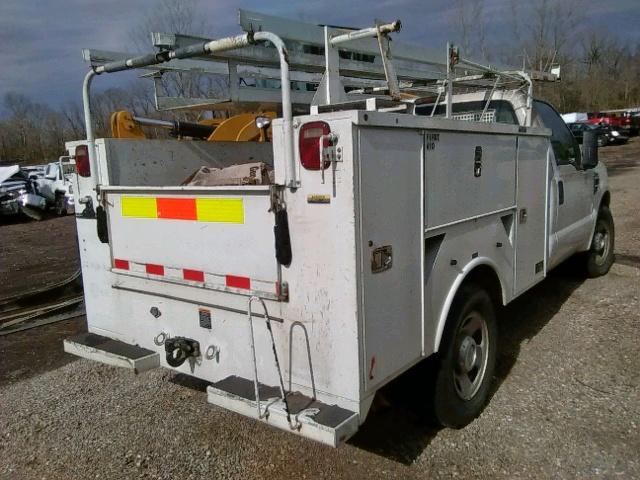 1FDWF30558EC54321 - 2008 FORD F350 SRW S WHITE photo 4