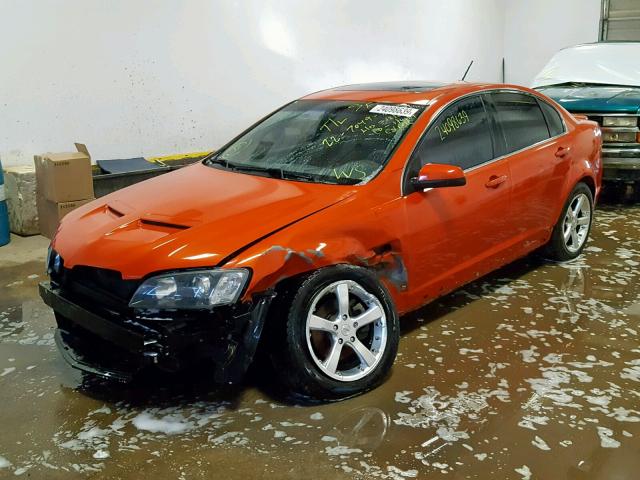 6G2ER57778L129690 - 2008 PONTIAC G8 ORANGE photo 2