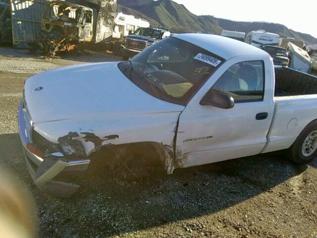 1B7FL26X2XS257189 - 1999 DODGE DAKOTA WHITE photo 9