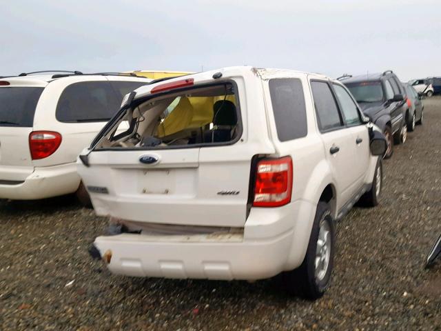 1FMCU93GX9KA30845 - 2009 FORD ESCAPE XLT WHITE photo 4