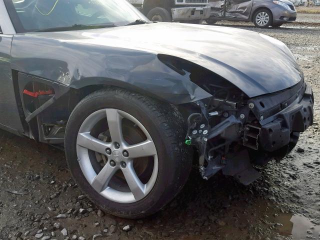 1G2MC35B78Y124580 - 2008 PONTIAC SOLSTICE GRAY photo 9