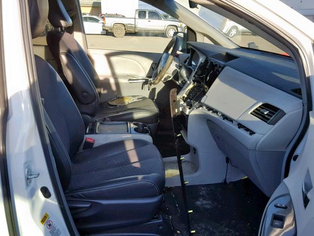 5TDXK3DC5BS079664 - 2011 TOYOTA SIENNA SPO WHITE photo 5