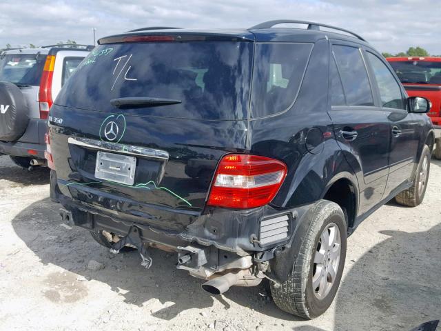 4JGBB86E86A006549 - 2006 MERCEDES-BENZ ML 350 BLACK photo 4