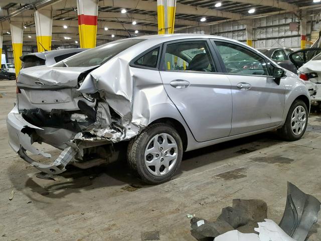 3FADP4AJ5BM157069 - 2011 FORD FIESTA S SILVER photo 4