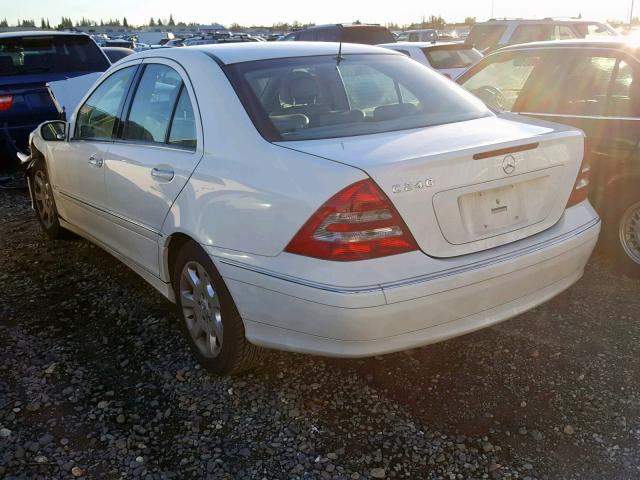 WDBRF61J95F607940 - 2005 MERCEDES-BENZ C 240 WHITE photo 3