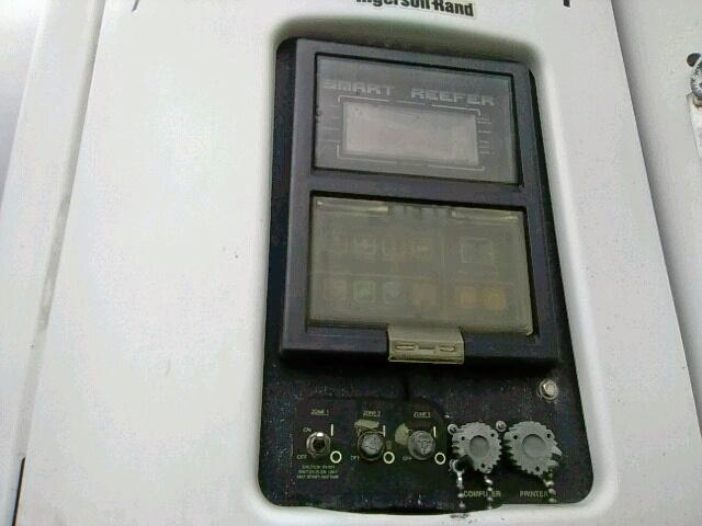 1UYVS2535WU670208 - 1998 UTILITY TRAILER 白色 照片 8