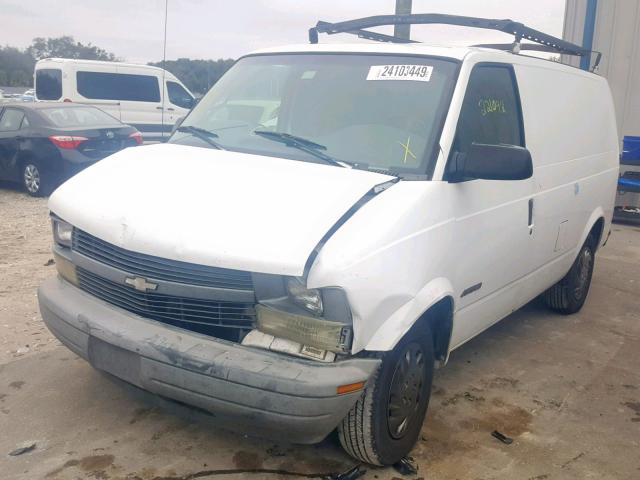 1GCDM19W5YB152360 - 2000 CHEVROLET ASTRO WHITE photo 2