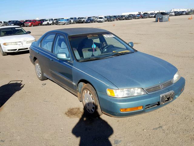 1HGCD5632TA241719 - 1996 HONDA ACCORD LX GREEN photo 1