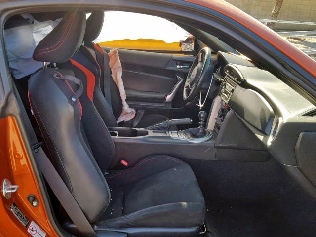 JF1ZNAA17D1710962 - 2013 TOYOTA SCION FR-S ORANGE photo 5