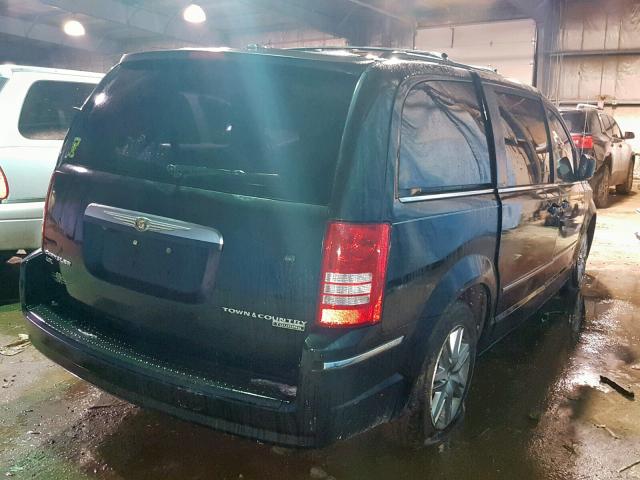 2A4RR5DX0AR279923 - 2010 CHRYSLER TOWN & COU 黑色 照片 4