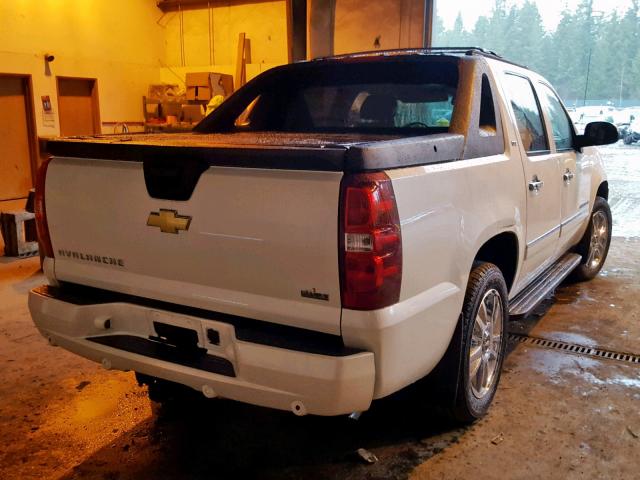 3GNVKGE27AG290924 - 2010 CHEVROLET AVALANCHE WHITE photo 4