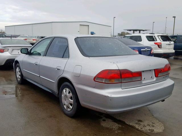 1HGCF86621A029602 - 2001 HONDA ACCORD VAL SILVER photo 3