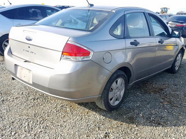 1FAHP34N88W139605 - 2008 FORD FOCUS S/SE GRAY photo 4