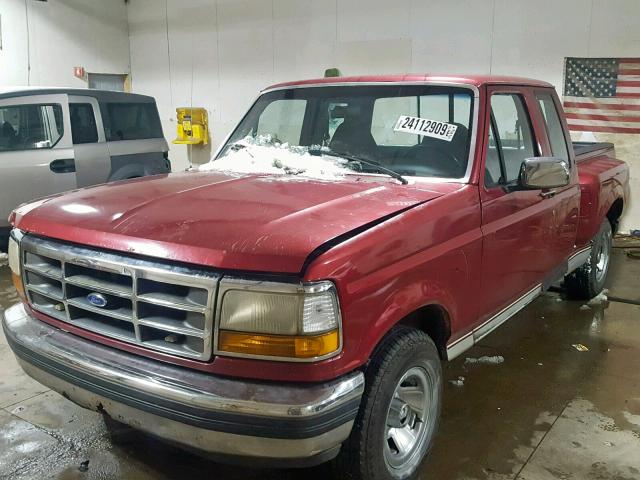 1FTEX15N1NKB32739 - 1992 FORD F150 BURGUNDY photo 2