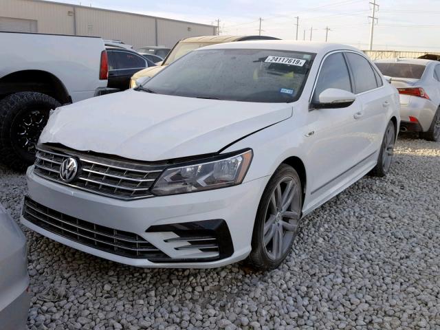 1VWDT7A34HC058372 - 2017 VOLKSWAGEN PASSAT R-L WHITE photo 2