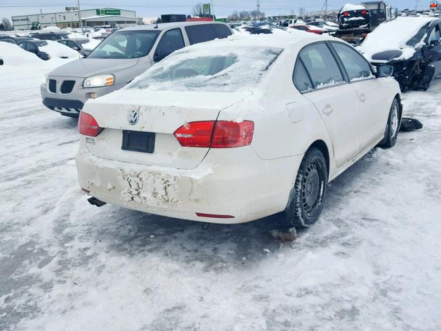 3VW2K7AJ5CM412044 - 2012 VOLKSWAGEN JETTA BASE WHITE photo 4