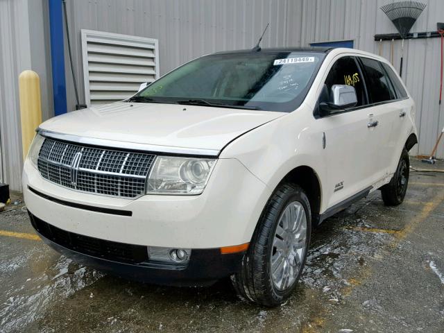 2LMDU88C68BJ07079 - 2008 LINCOLN MKX CREAM photo 2