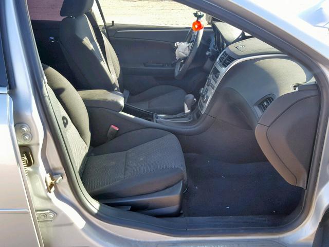 1G1ZC5E01CF285385 - 2012 CHEVROLET MALIBU 1LT ვერცხლისფერი ფოტო 5