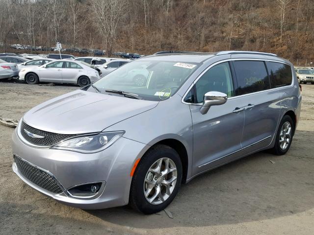 2C4RC1GG1JR314514 - 2018 CHRYSLER PACIFICA L SILVER photo 2