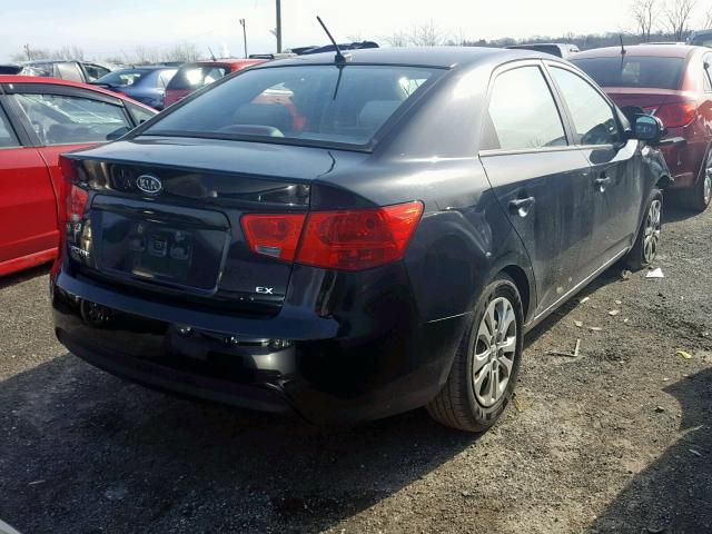 KNAFU4A21C5633908 - 2012 KIA FORTE EX BLACK photo 4