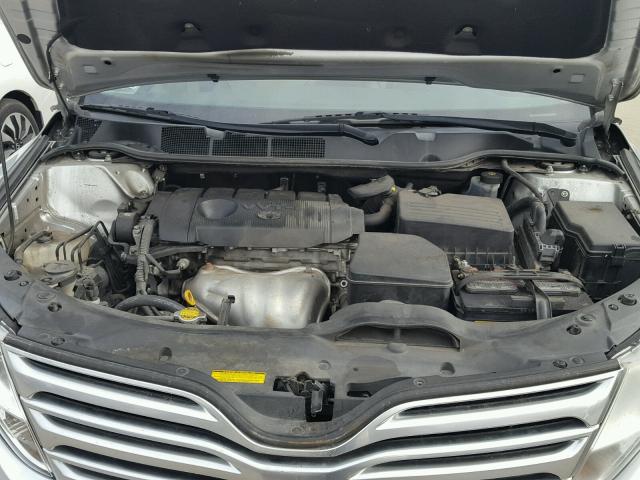 4T3ZA3BB1AU021330 - 2010 TOYOTA VENZA BASE SILVER photo 7