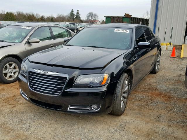 2C3CCABG1EH373219 - 2014 CHRYSLER 300 S BLACK photo 2