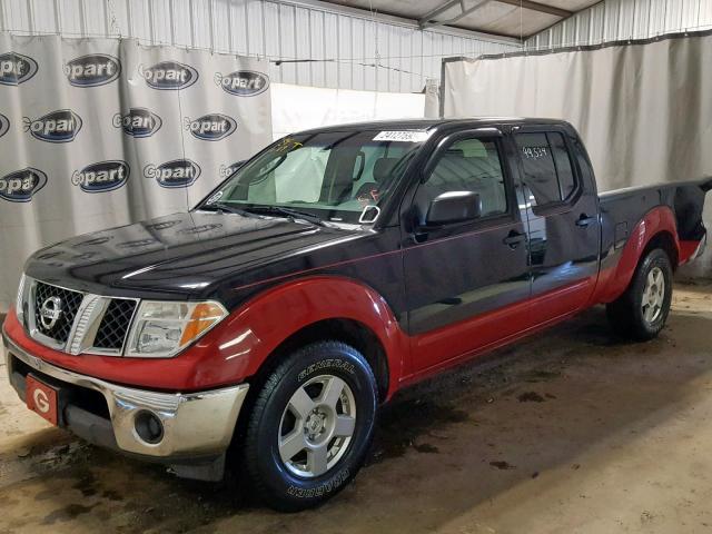 1N6AD09U78C436303 - 2008 NISSAN FRONTIER C TWO TONE photo 2