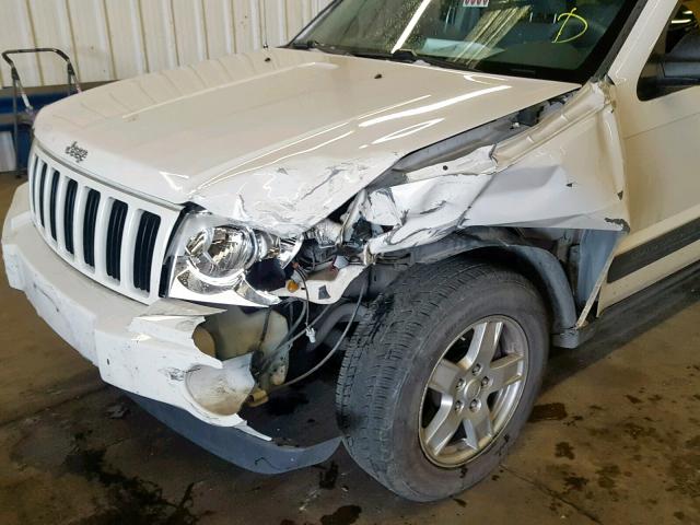 1J4GR48K85C685513 - 2005 JEEP GRAND CHER WHITE photo 9