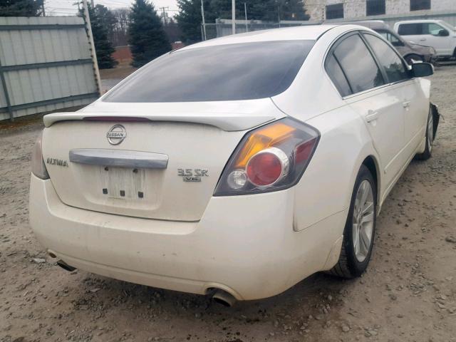 1N4BL2AP4AN539299 - 2010 NISSAN ALTIMA SR WHITE photo 4