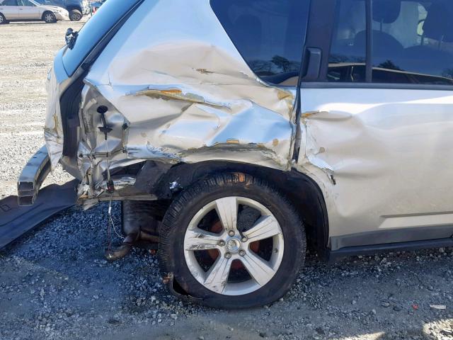 1J4NT1FB0BD162163 - 2011 JEEP COMPASS SP ვერცხლისფერი ფოტო 9