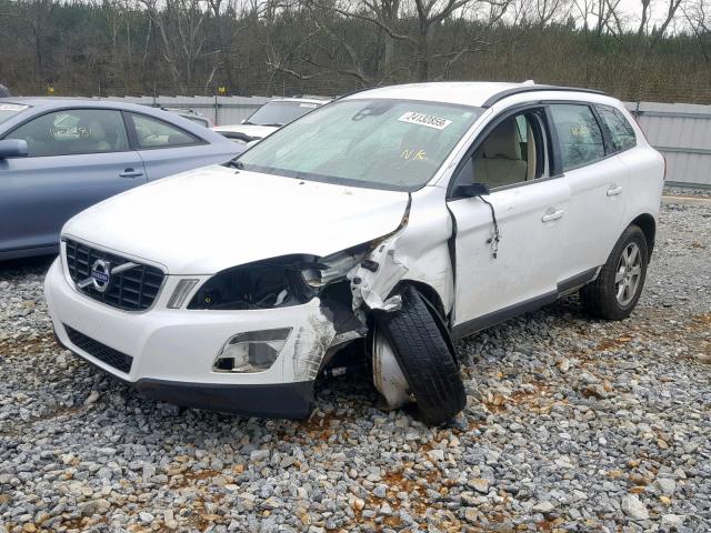 YV4940DL2B2209941 - 2011 VOLVO XC60 3.2 WHITE photo 2