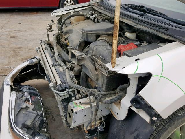 2FMDK3JC5BBB66842 - 2011 FORD EDGE SEL WHITE photo 9