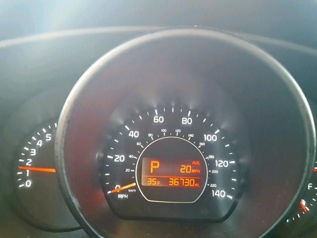 KNDJN2A20G7306635 - 2016 KIA SOUL GRAY photo 8