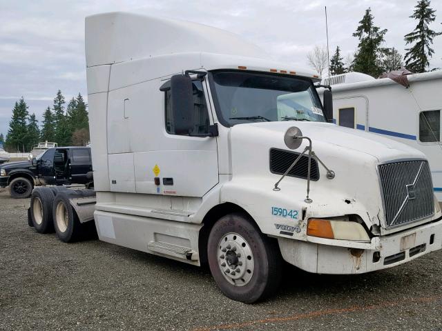 4V4NC9GH51N325054 - 2001 VOLVO VN VNL WHITE photo 1