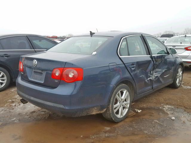 3VWSF71K37M105989 - 2007 VOLKSWAGEN JETTA 2.5 BLUE photo 4