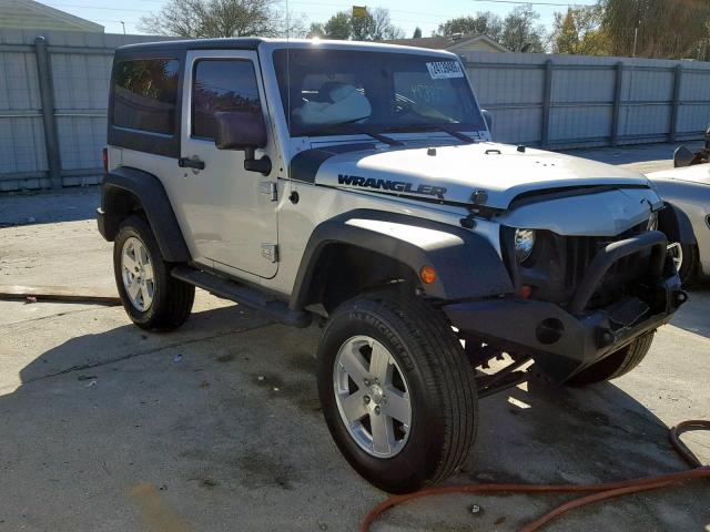 1J4AA2D19BL580411 - 2011 JEEP WRANGLER S SILVER photo 1