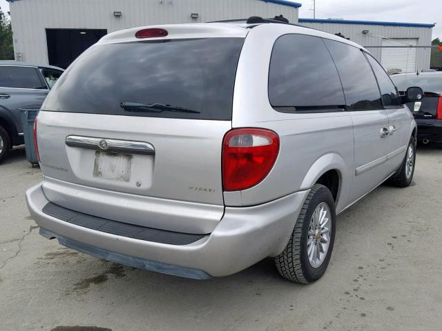 2C4GP54L35R218555 - 2005 CHRYSLER TOWN & COU SILVER photo 4