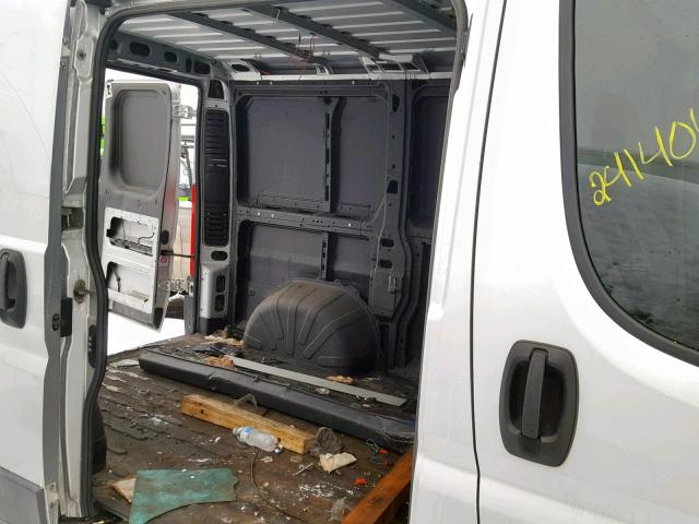 3C6TRVNG0EE113832 - 2014 RAM PROMASTER 银色 照片 6