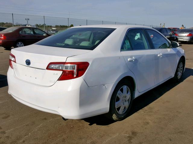 4T1BD1FKXDU088805 - 2013 TOYOTA CAMRY HYBR WHITE photo 4