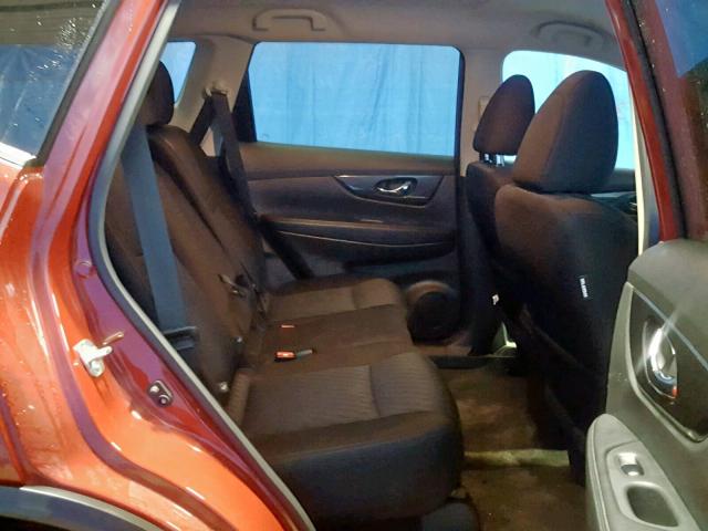 5N1AT2MV5HC852315 - 2017 NISSAN ROGUE SV RED photo 6