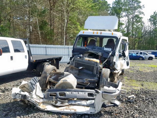 1FUJGBDVXELFP2888 - 2014 FREIGHTLINER CASCADIA 1 WHITE photo 2