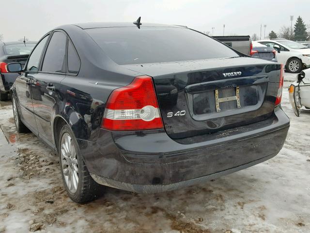 YV1MS382942009125 - 2004 VOLVO S40 2.4I BLACK photo 3