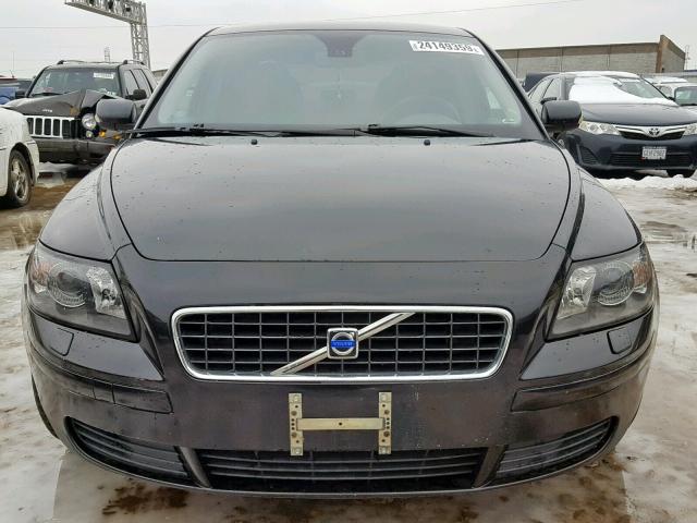 YV1MS382942009125 - 2004 VOLVO S40 2.4I BLACK photo 9